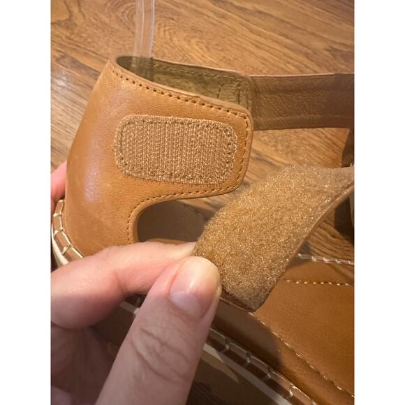 Sofft Ripley Leather Platform Sandals Tan - Size 6 NWT Comfortable Style - Picture 9 of 10